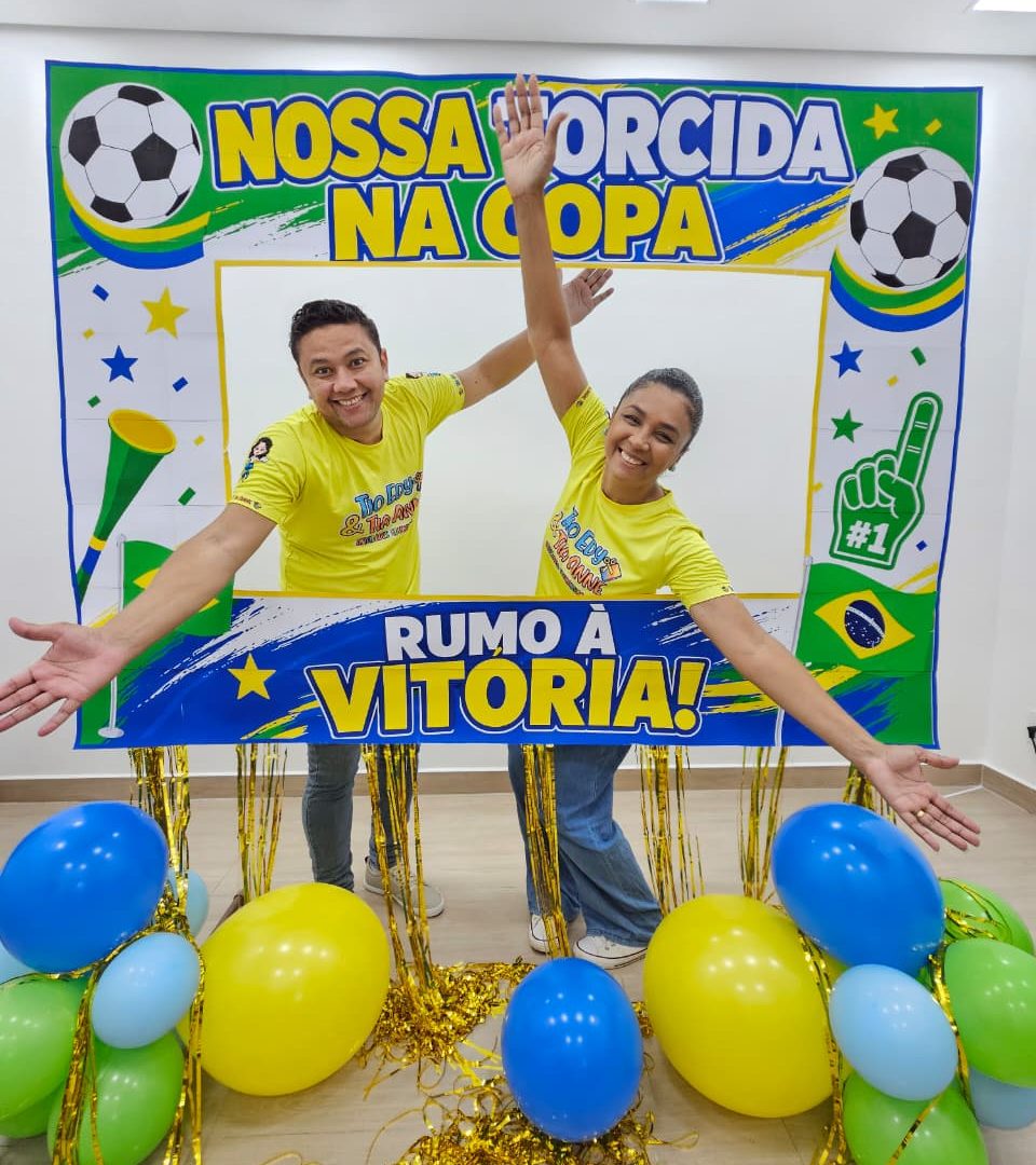 MOLDURA GIGANTE NOSSA TORCIDA NA COPA